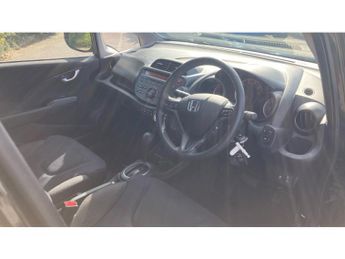 Honda Jazz 1.4 i-VTEC ES Plus 5dr CVT Petrol Hatchback
