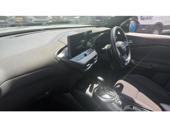 Nissan Juke 1.0 DiG-T N-Connecta 5dr DCT Petrol Hatchback