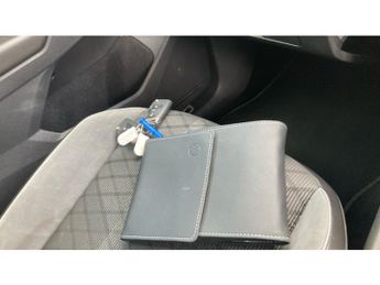 Volkswagen Tiguan 2.0 TDI 4Motion R-Line 5dr DSG Diesel Estate