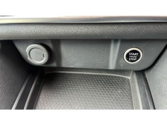 Nissan Qashqai 1.3 DiG-T MH 158 Acenta Premium 5dr Xtronic Petrol Hatchback