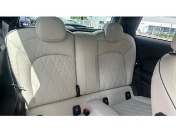MINI Hatchback 1.5 Cooper Exclusive 3dr Auto Petrol Hatchback