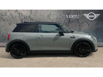 MINI Hatchback 1.5 Cooper Exclusive 3dr Auto Petrol Hatchback