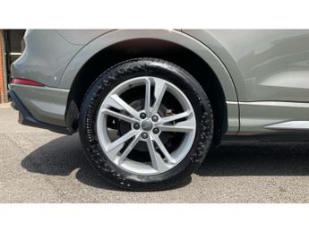Audi Q3 35 TFSI S Line 5dr S Tronic Petrol Estate