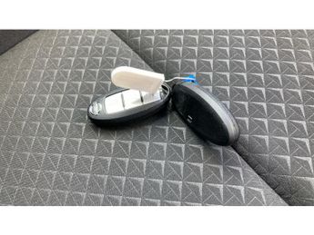 Nissan Juke 1.0 DiG-T 114 N-Connecta 5dr DCT Petrol Hatchback