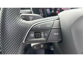 Audi Q3 35 TFSI S Line 5dr S Tronic Petrol Estate