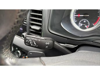 Skoda Karoq 1.6 TDI SE L 5dr DSG Diesel Estate