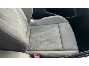 Volkswagen Golf 1.4 TSI eHybrid Style 5dr DSG Hatchback