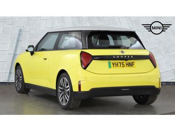 MINI Cooper 135kW E Classic 41kWh 3dr Auto Electric Hatchback