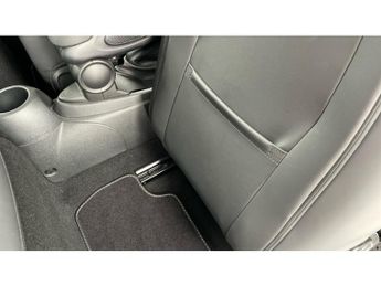 MINI Hatchback 1.5 Cooper Exclusive 3dr Auto Petrol Hatchback