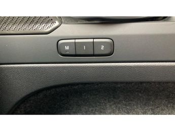 Volvo XC40 1.5 T5 Recharge PHEV Ultimate Dark 5dr Auto Estate