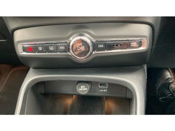 Volvo XC40 1.5 T5 Recharge PHEV Ultimate Dark 5dr Auto Estate