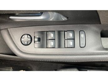 Vauxhall Mokka 100kW Ultimate Edition 50kWh 5dr Auto Electric Hatchback