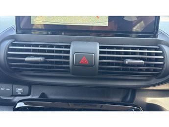 Hyundai INSTER 85kW 01 49kWh 5dr Auto Electric Hatchback