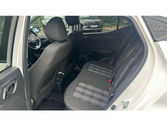 Hyundai i10 1.2 [79] Premium 5dr Auto [Nav] Petrol Hatchback