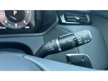 Land Rover Range Rover Velar 2.0 D200 MHEV Dynamic SE 5dr Auto Diesel Estate