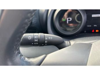Toyota Yaris 1.5 Hybrid Design 5dr CVT Hybrid Hatchback
