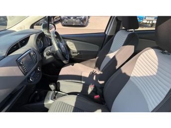 Toyota Yaris 1.5 Hybrid Icon Tech 5dr CVT Hybrid Hatchback