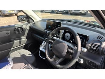 Hyundai INSTER 85kW 01 49kWh 5dr Auto Electric Hatchback