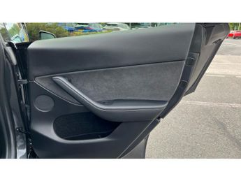 Tesla Model Y Long Range AWD 5dr Auto Electric Hatchback