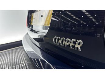 MINI Hatchback 1.5 Cooper Seven 5dr Auto Petrol Hatchback