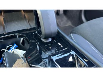 Volvo XC40 2.0 B4P Ultra Black Edition 5dr Auto Petrol Estate