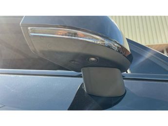 Volvo XC40 2.0 B4P Ultra Black Edition 5dr Auto Petrol Estate