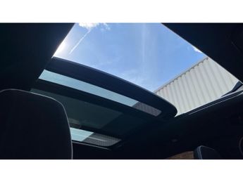 Volvo XC40 2.0 B4P Ultra Black Edition 5dr Auto Petrol Estate