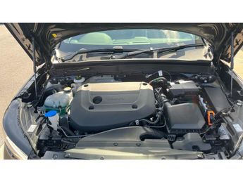 Volvo XC40 2.0 B4P Ultra Black Edition 5dr Auto Petrol Estate