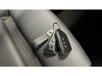 Volkswagen Tiguan 1.5 TSI eHybrid R-Line 5dr DSG Estate