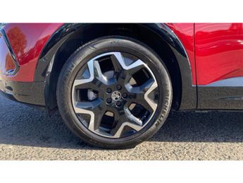 Vauxhall Grandland 1.2 Hybrid [136] Ultimate 5dr e-DCT6 [Pan Roof] Petrol Hatchback