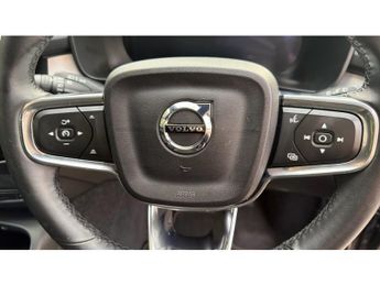 Volvo XC40 2.0 B4P Ultra Black Edition 5dr Auto Petrol Estate
