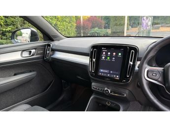 Volvo XC40 2.0 B4P Ultra Black Edition 5dr Auto Petrol Estate