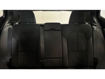 Volvo XC40 2.0 B3P Plus Black Edition 5dr Auto Petrol Estate