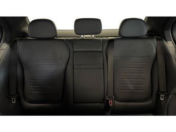 Mercedes-Benz C-Class C200 AMG Line 4dr 9G-Tronic Petrol Saloon