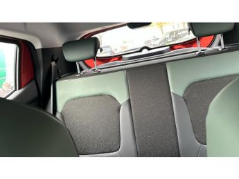 Dacia Spring 27kWh Extreme 65 48kW 5dr Auto Electric Hatchback