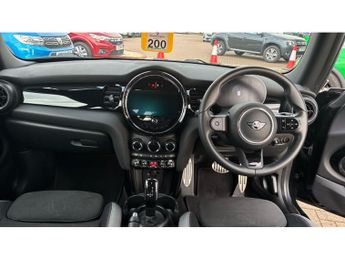 MINI Hatchback 1.5 Cooper Sport 3dr Auto [Comfort/Nav Pack] Petrol Hatchback