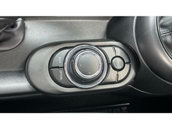 MINI Hatchback 1.5 Cooper Sport 3dr Auto [Comfort/Nav Pack] Petrol Hatchback