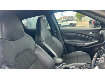 Nissan Juke 1.0 DiG-T 114 N-Connecta 5dr DCT Petrol Hatchback