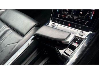 Audi e-tron 230kW 50 Quattro 71kWh Black Edition 5dr Auto Electric Estate