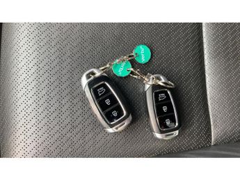 Hyundai KONA 150kW Premium SE 64kWh 5dr Auto Electric Hatchback