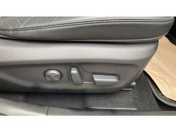 Hyundai KONA 150kW Premium SE 64kWh 5dr Auto Electric Hatchback