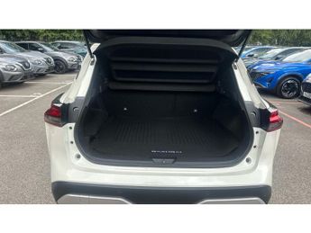 Nissan Qashqai 1.3 DiG-T MH 158 Premiere Edition 5dr Xtronic Petrol Hatchback