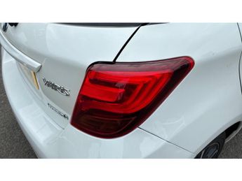 Toyota Yaris 1.5 Hybrid Design 5dr CVT Hybrid Hatchback