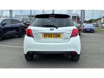 Toyota Yaris 1.5 Hybrid Design 5dr CVT Hybrid Hatchback