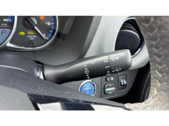 Toyota Yaris 1.5 Hybrid Design 5dr CVT Hybrid Hatchback