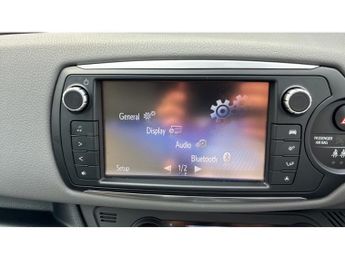 Toyota Yaris 1.5 Hybrid Design 5dr CVT Hybrid Hatchback