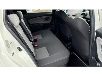 Toyota Yaris 1.5 Hybrid Design 5dr CVT Hybrid Hatchback