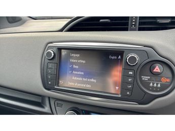 Toyota Yaris 1.5 Hybrid Design 5dr CVT Hybrid Hatchback