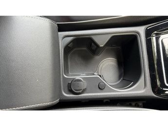 Volkswagen Golf 1.5 eTSI 150 R-Line 5dr DSG Petrol Hatchback