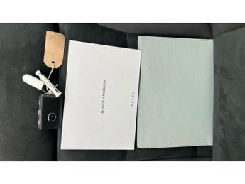 Volvo XC40 2.0 B4P Ultra Black Edition 5dr Auto Petrol Estate